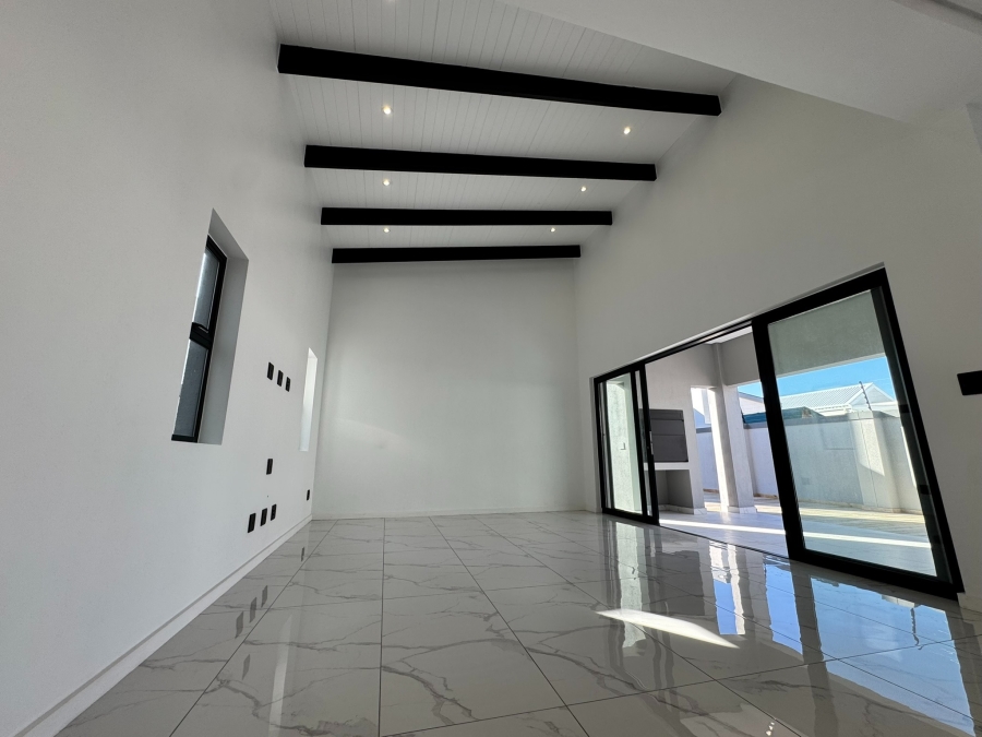 3 Bedroom Property for Sale in Sandown Western Cape